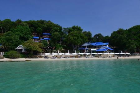Sangthian Beach Resort - 11