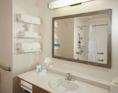 Hampton Inn & Suites by Hilton-Washington Rd - 46