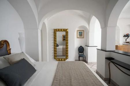 Eden Roc Suites - 186