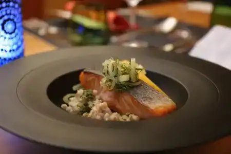 Maison Bistro & - 10