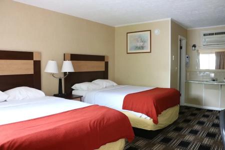 Castlewood Inn - 29