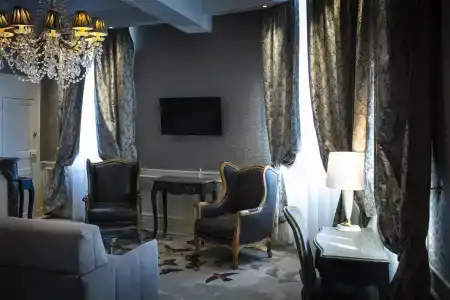 Best Western Premier Grand Monarque & Spa - 60