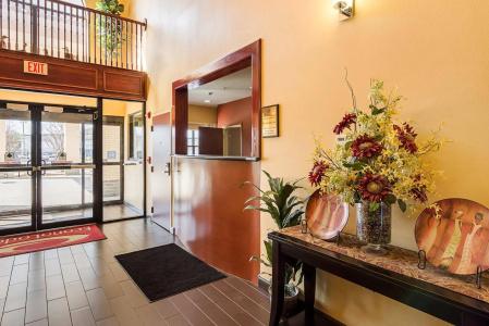 Econo Inn & Suites Sw - 10