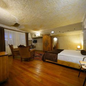 Harman Cave - 46