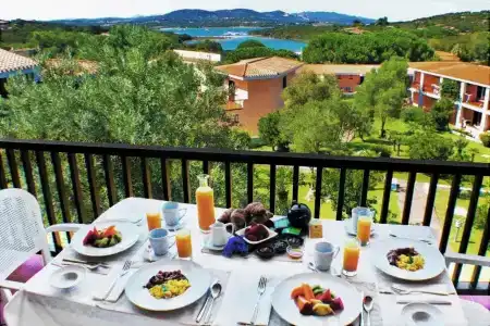 Ahr Costa Serena Village - 43