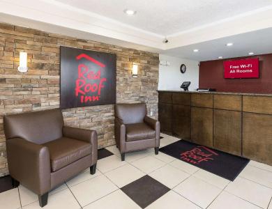 Red Roof Inn - Normal/University - 1