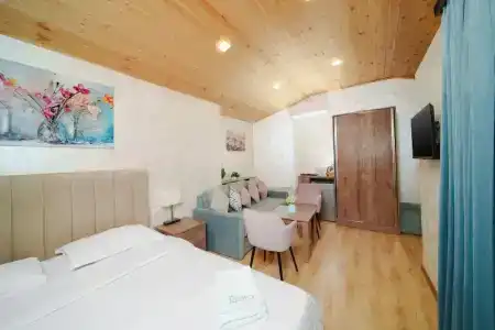 DiliVita Rest House - 65
