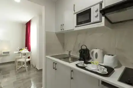 Art & Wine Studios and Apts - 21
