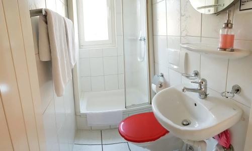 Adventure Guesthouse Interlaken - 16