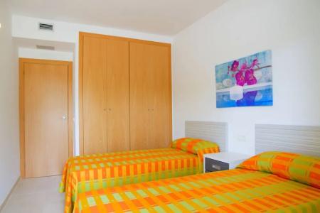 Rentalmar Paradise Family Apartment - 26