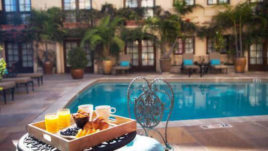 Best Western Plus Sunset Plaza - 16