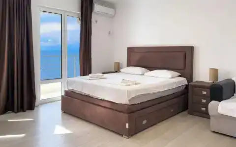 Open Sea Luxury - 104