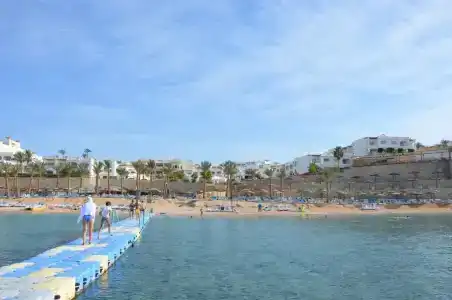 Continental Plaza Aqua Beach - 19