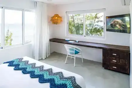Seapoint Boutique - 124