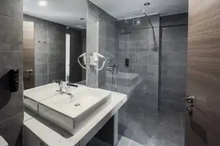 White Luxury - 9