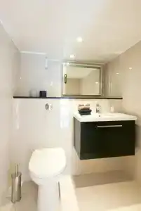 Queensgate Court - 50
