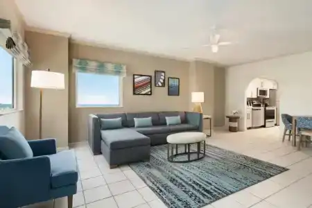 Holiday Inn & Suites, An Ihg - 177