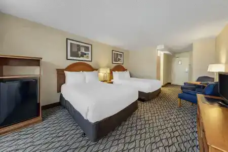 Clarion Anaheim Resort - 2