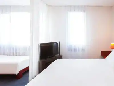Novotel Suites Nancy Centre - 4