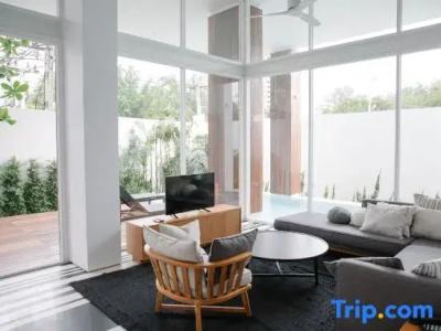 Veranda Pool Suite - 51