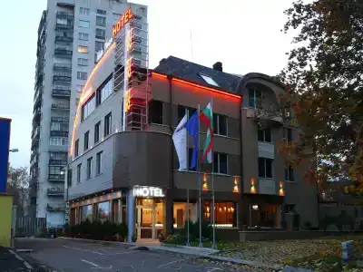 Плаза Елате - 0