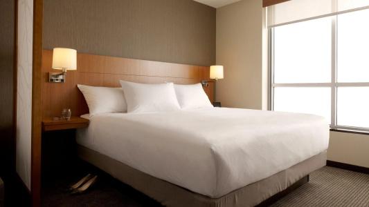 Hyatt Place - 4