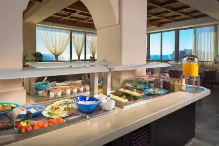 La Marquise Luxury Resort Complex - 12
