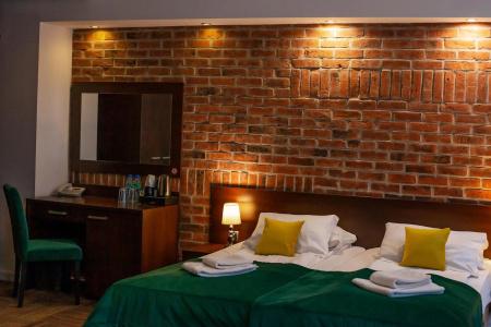 Artus - Old Town - 1