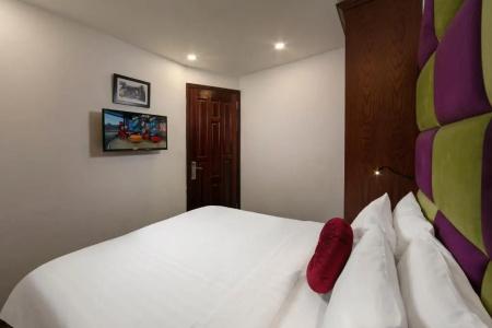 Vision Premier & Spa - 50