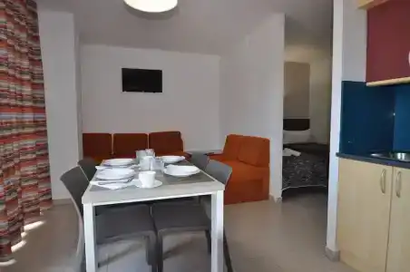ApartSafari - 36