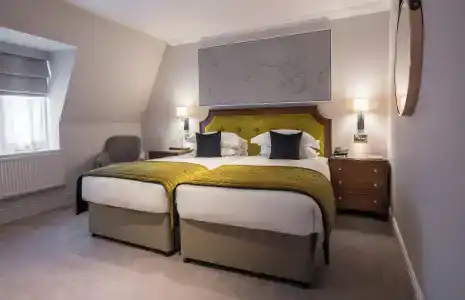 Sloane Place - 24