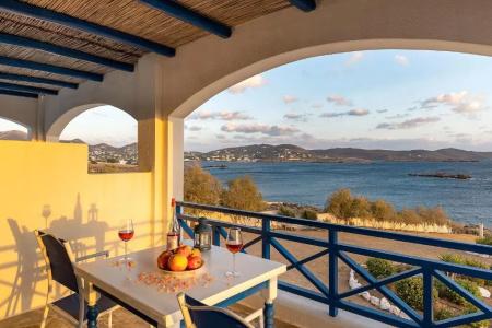 Sea View Studios - 114