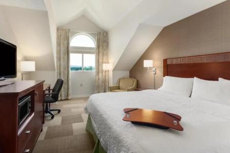 Hampton Inn - Colchester - 34