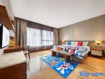 Ascott Raffles City - 165