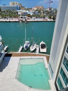 Sea Captain on the Bay - 55