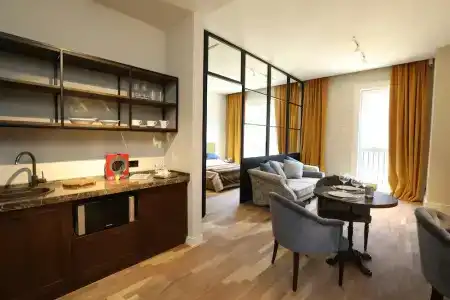 Apart by Parmigiano Group - 1