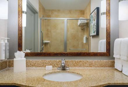 Hilton Garden Inn Airport - 46