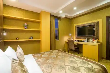 Best Western Chinatown - 77