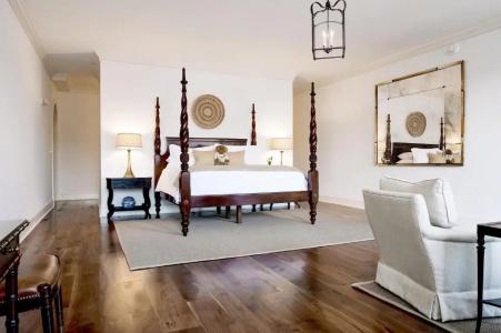 Planters Inn - - 90