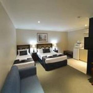 Wattle Grove - 8