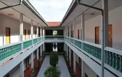 Grand Mansion - 10