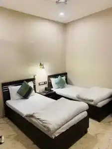 Aiwan-e-Shahi - 32