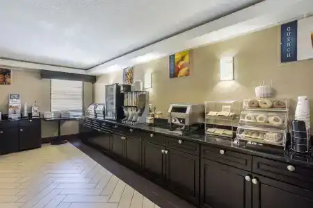 Best Western North - 21