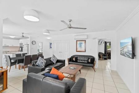 Cairns City - 110