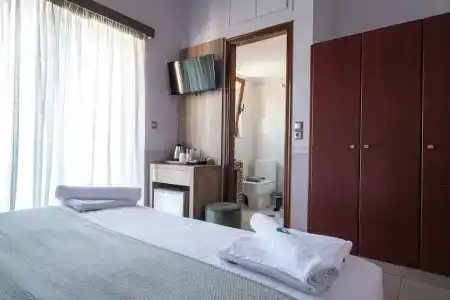 Cyrenia Guesthouse - 2