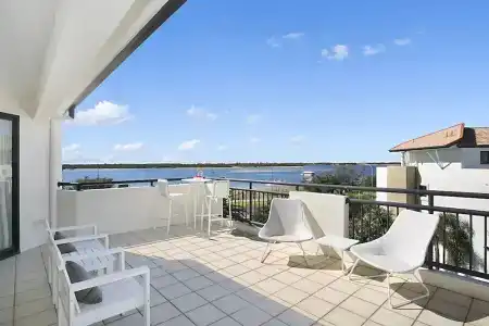 Sandcastles On The Broadwater - 76