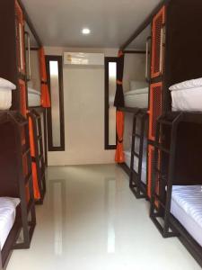 Ubox Hostel - 49
