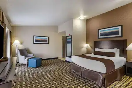 Best Western Plus Las Vegas West - 6