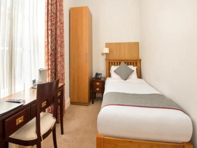 Oyo The Regency - 7