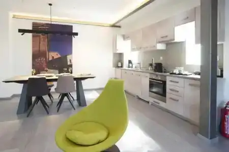 Athenian Residences - 10